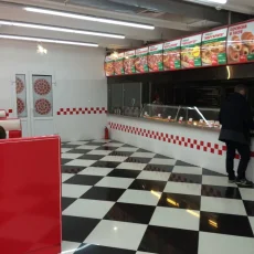 Пиццерия Pizza Express 24 на Новокосинской улице фотография 3